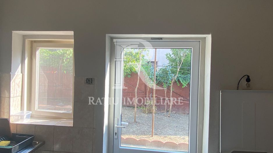 Casa cu 4 camere | Str.Louis Pasteur | Oradea - Poză 8