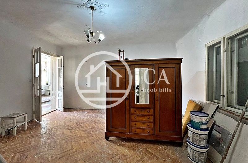 Apartament 2 camere de vânzare la curte comuna în zona Ultracentrală - Poză 4