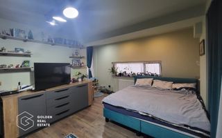 Apartament  cu spatiu de joaca si curte in Giroc - Poză 4