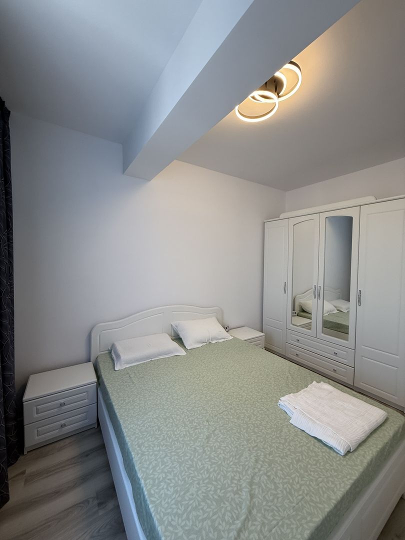 2 Camere -Mobilat -Utilat -NOU -Parcare Inclusa. - Poză 13