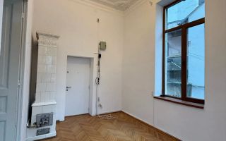 De inchiriat spatiu de birouri/ apartament nemobilat UltraCentral - Poză 3