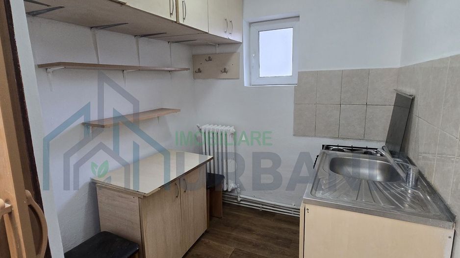 Inchiriez apartament cu 2 camere- lângă Piața Păcurari - Poză 4