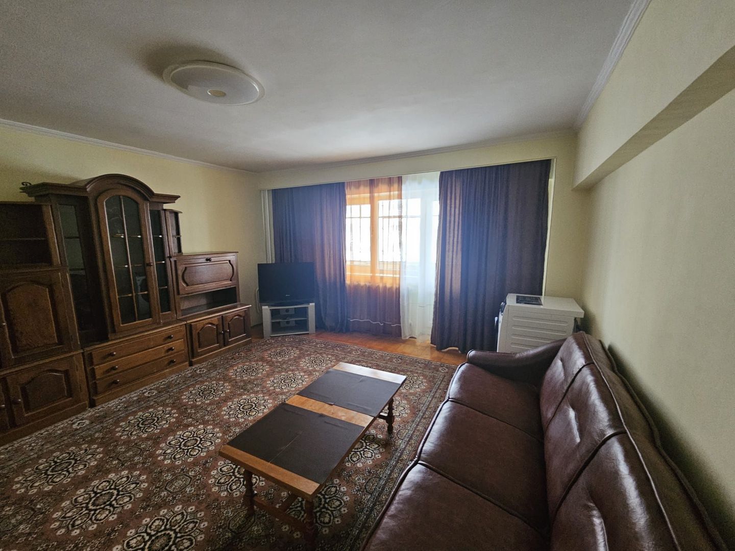Apartament 2 camere, decomandat, Fratii Golesti - Poză 7