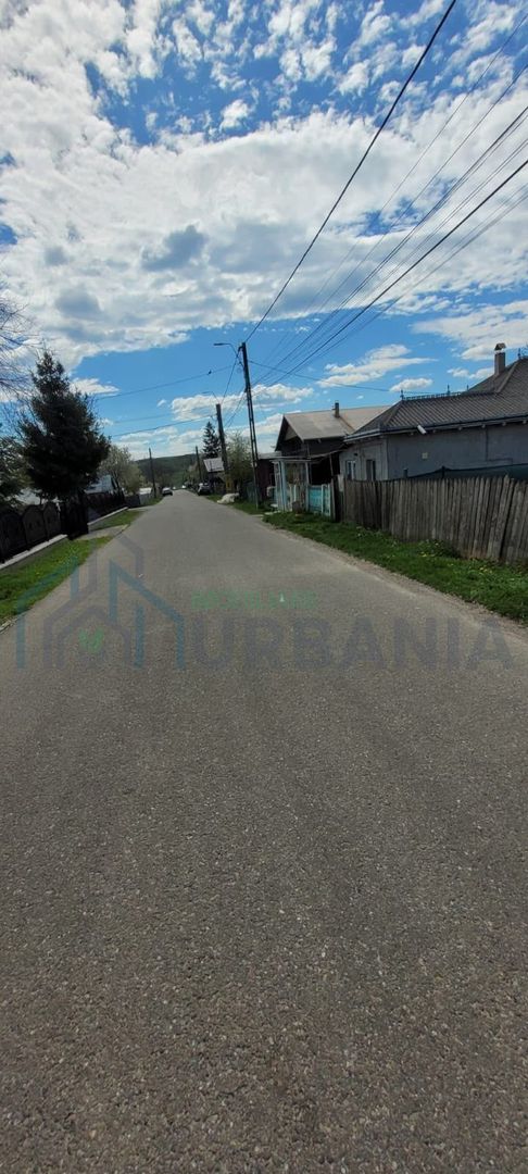 Casă tradițională de vânzare în Războieni, Târgu Frumos – 502 mp teren - Poză 1