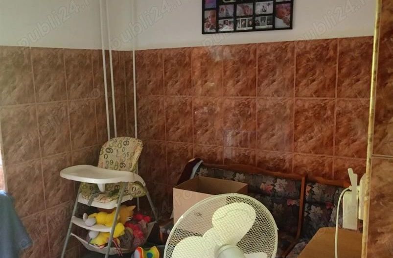 Apartament 3 camere Soarelui etaj 2 - Poză 2