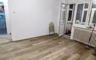 Apartament cu 3 camere, 60mp, Balcon, Centrala proprie. - Poză 4