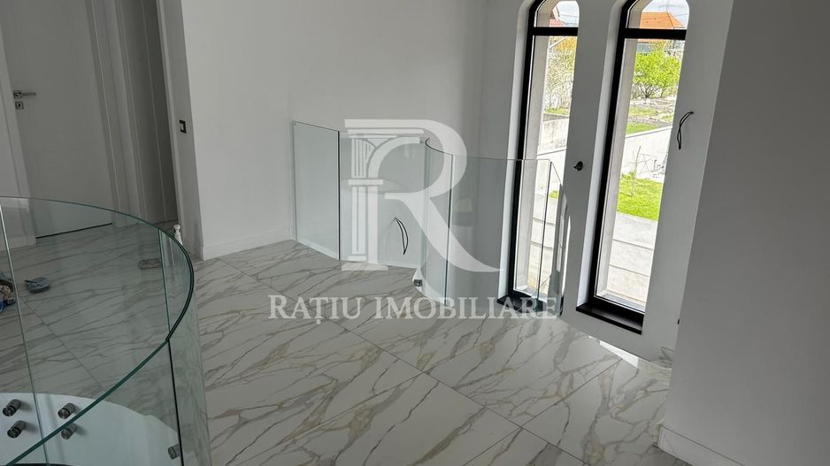 Casa cu 5 camere de vanzare | Nufarul | Oradea - Poză 15