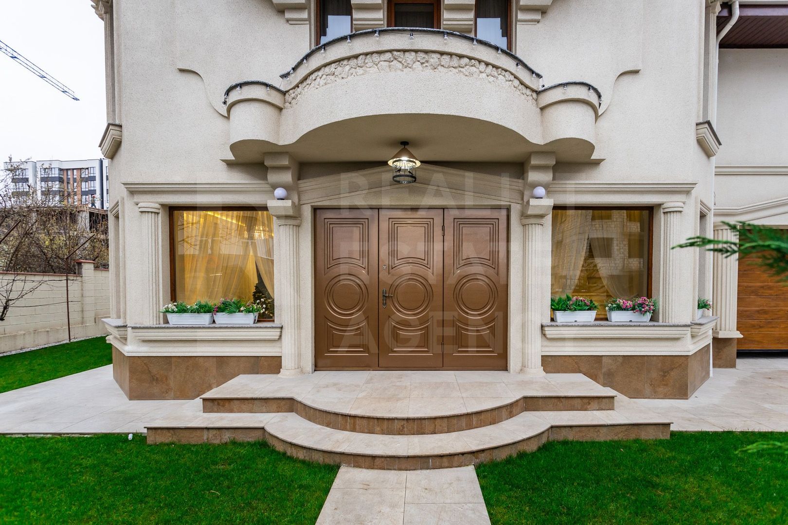 Vânzare, casă, 3 nivele, 300 mp+7,2 ari, str. Chișinău, Cricova - Poză 2