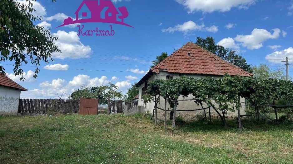 Casa in localitatea Carandeni - Poză 1