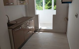 Apartament 3 camere complet renovat situat langa Parcul Drumul Taberei - Poză 5
