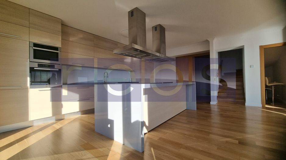 Vanzare penthouse cu view spectaculos in Complex Upground - Poză 17