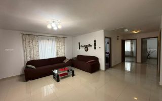 OCAZIE.VILA IN COMUNA BERCENI - Poză 2