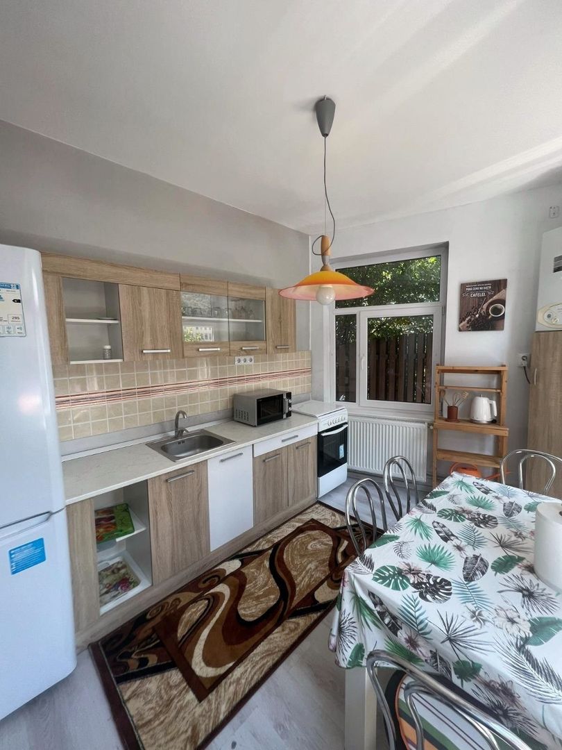 Casă 5 camere + teren 212 mp - Centrul Brasovului - 5173 - Poză 2