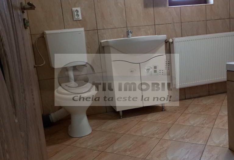 Casă zonă Tătărași - 750 euro - Poză 3