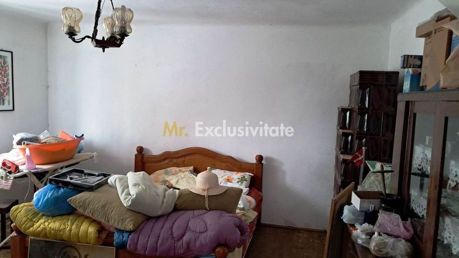 Casa cu teren la Polovragi - Poză 7