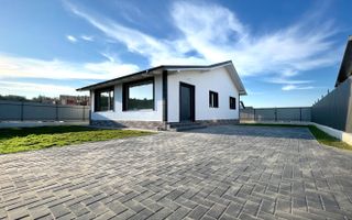 Casa Individuala de vanzare Onesti - Poză 1