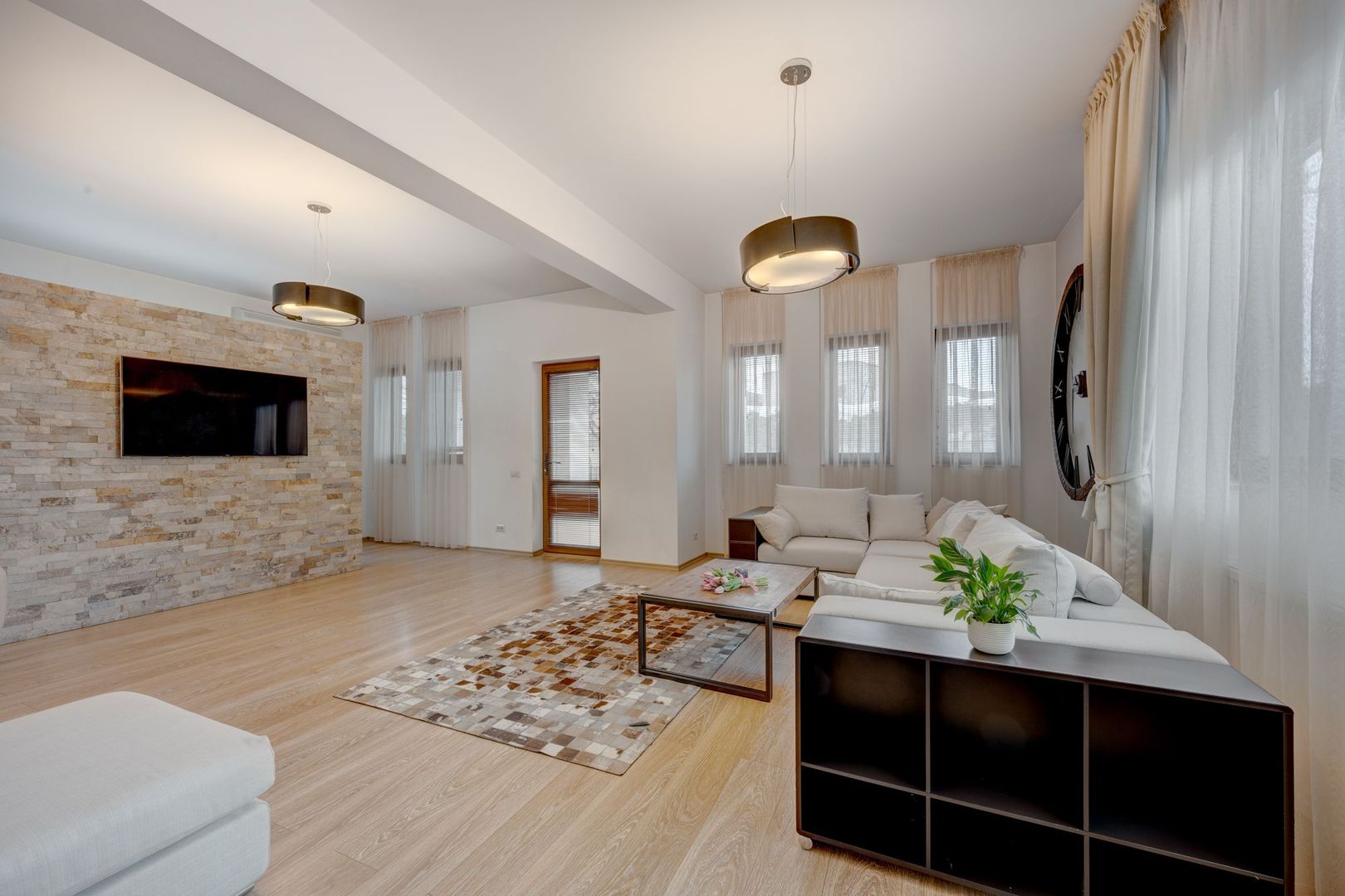 Vila de vanzare in Otopeni-central, zona linistita-Comision 0% - Poză 4