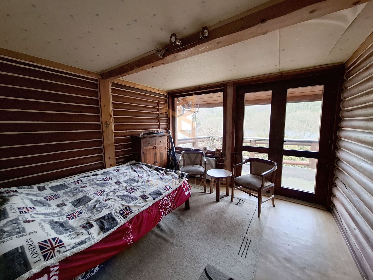 Cabana si teren 1000 mp cu iesire la lac! - Poză 11