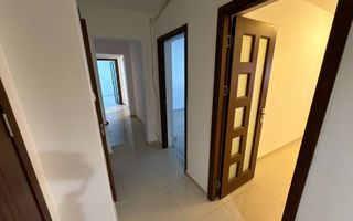 Apartament cu 3 camere decomandat 72 M² cu balcon și pivniță - Poză 8