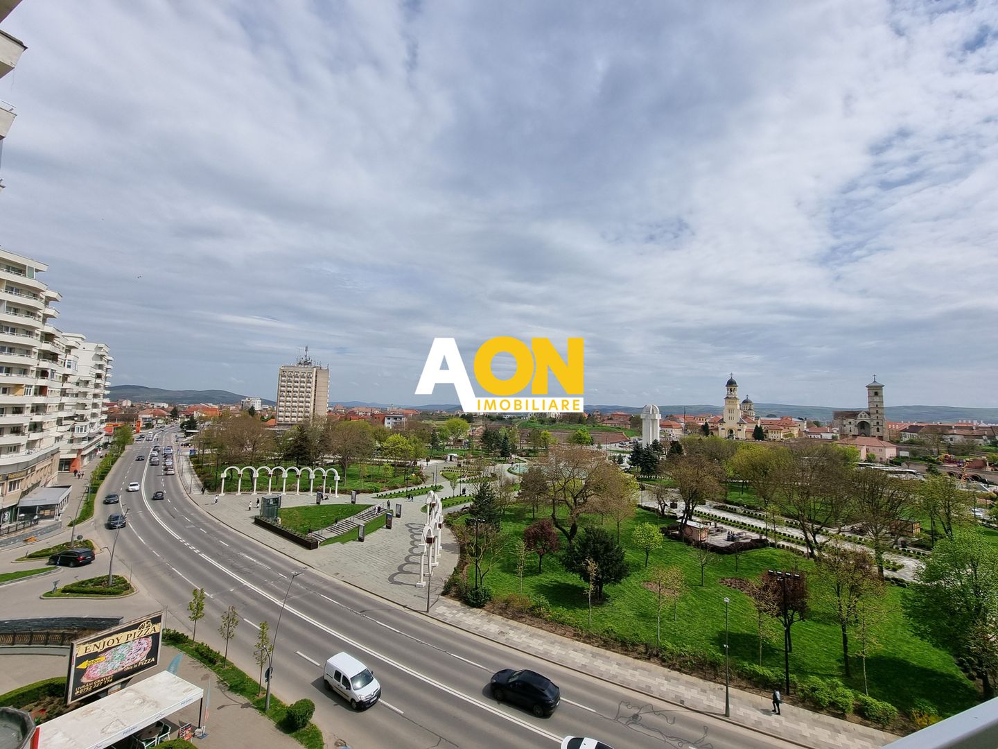 Apartament 2 camere decomandat,mobilat si utilat complet, zona Cetate - Poză 1