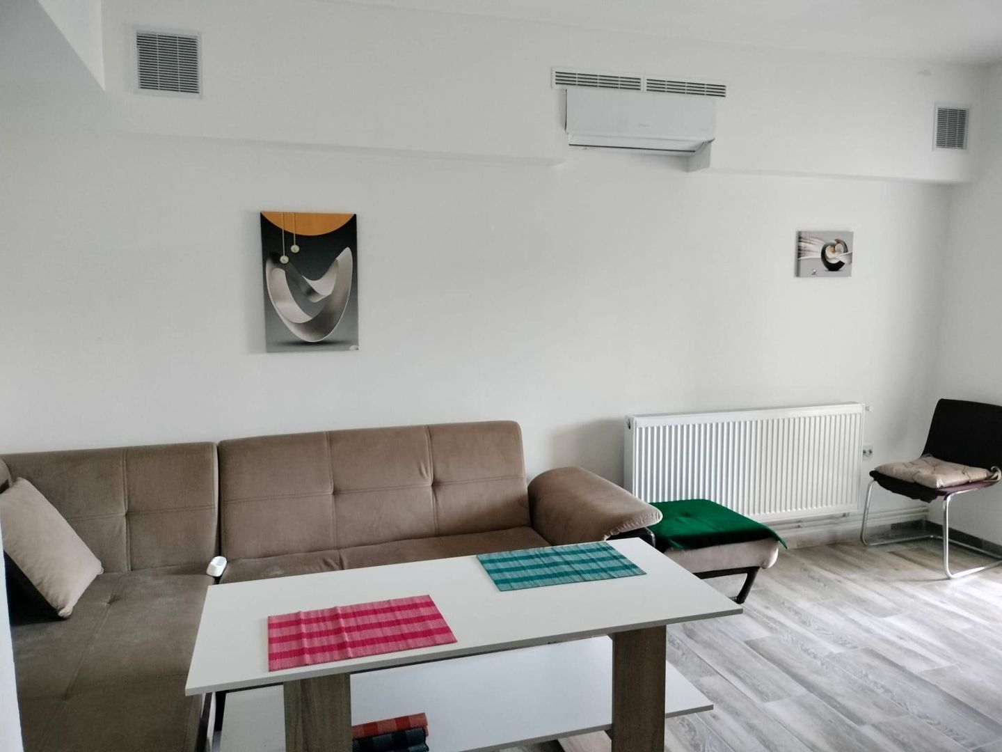 Apartament 2 camere- Cornitoiu - Poză 2