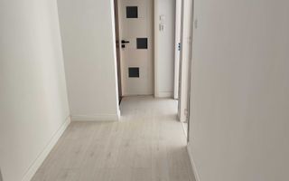 Apartament 3 camere complet renovat situat langa Parcul Drumul Taberei - Poză 3