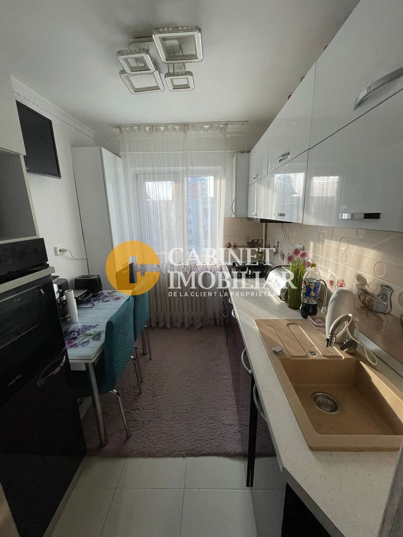 FARA RISC - PODU ROS - LICEUL EMIL RACOVITA - 3 CAMERE - RENOVAT - Poză 10