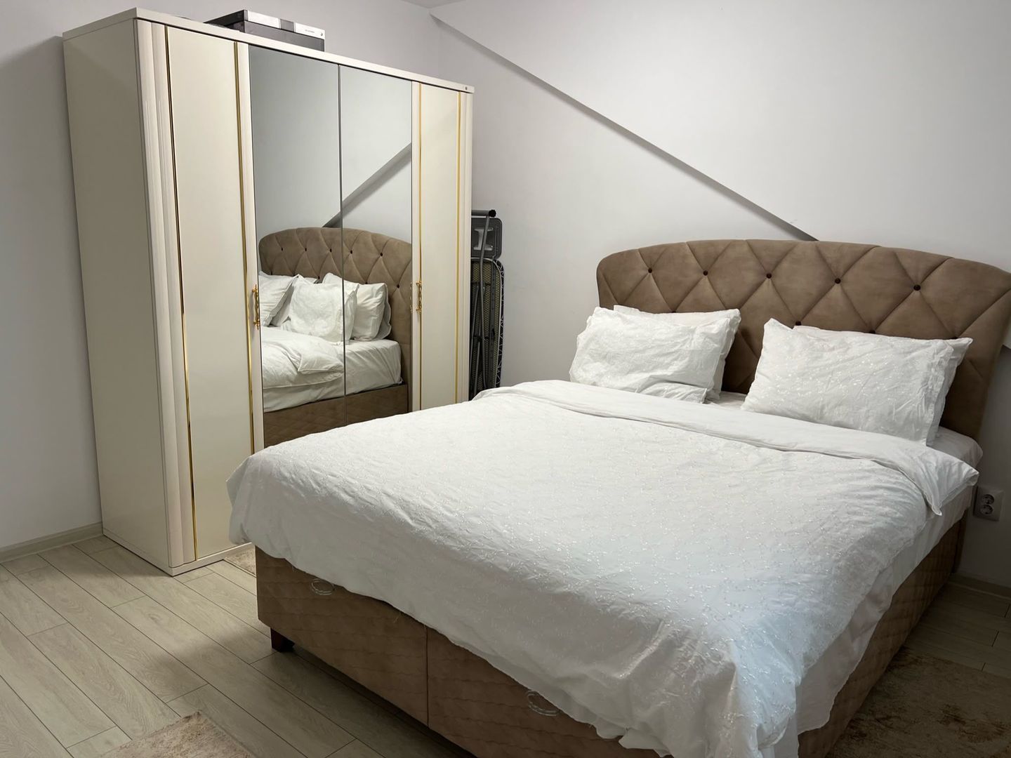 Apartament ultra-modern cu doua camere, Jiului-parc Bazilescu - Poză 6
