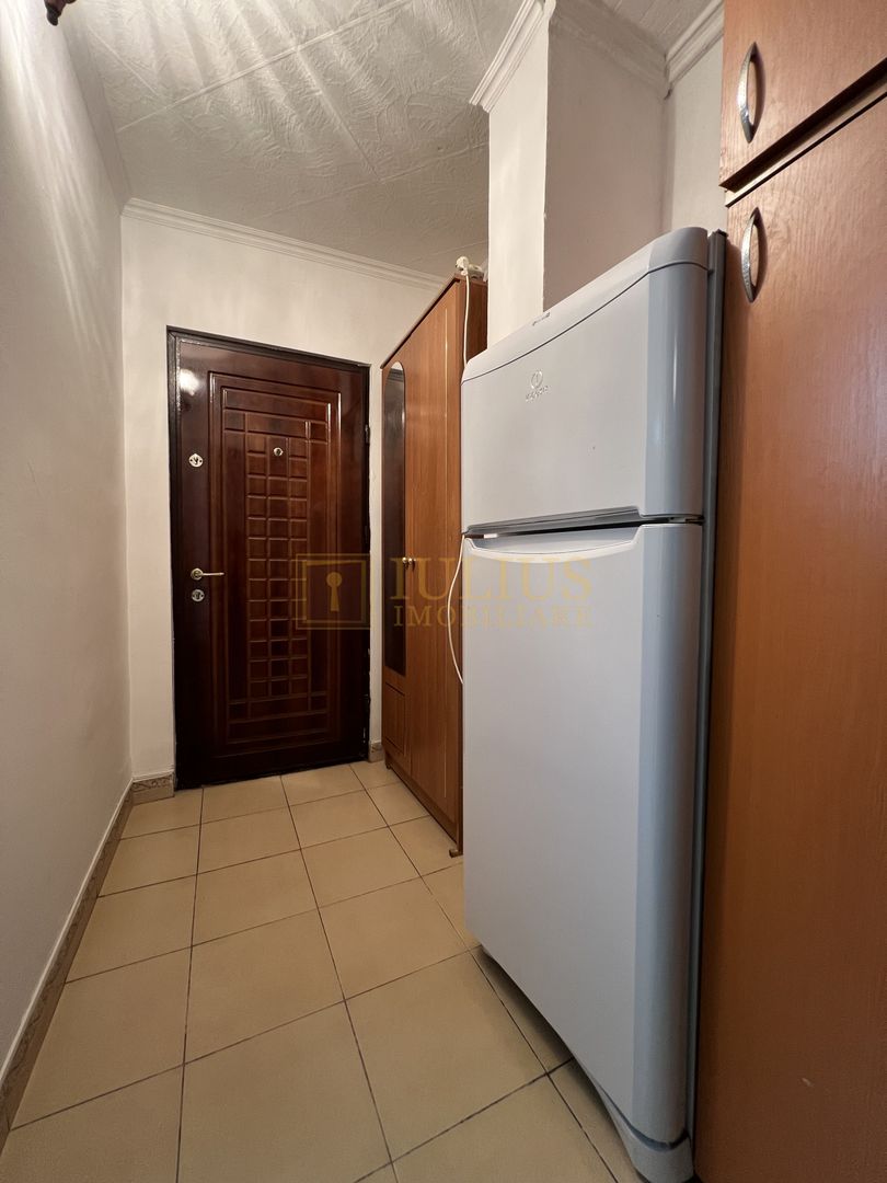 Garsoniera, 4 ap. pe nivel/etaj, conditii moderne. - Poză 13