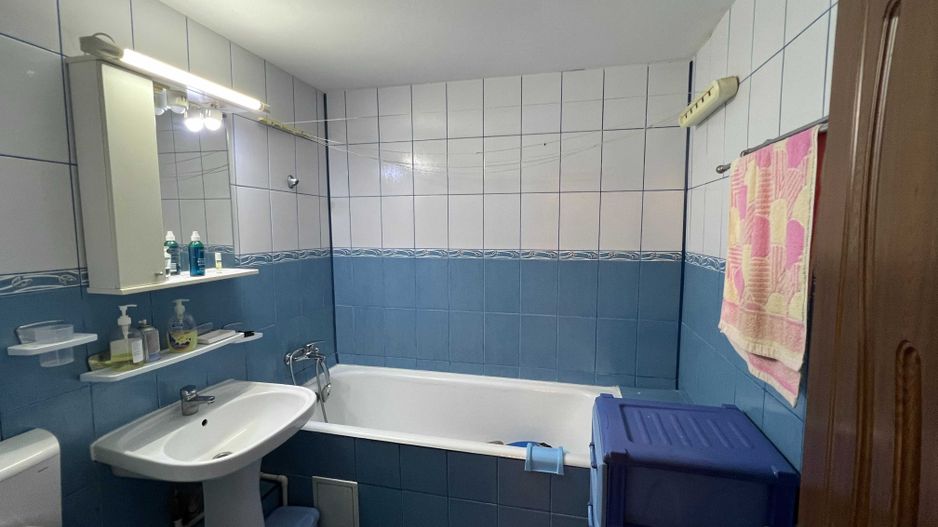 Ofertă! 3 camere decomandat, centrala proprie, parcare inclusă, pet friendly - Poză 8