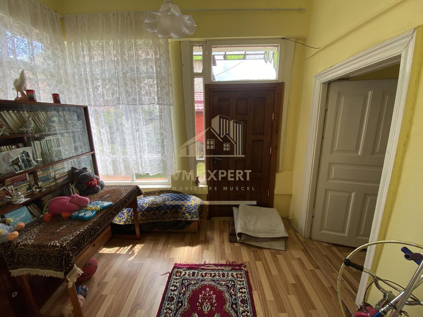 CASA 5 CAMERE, TEREN 360 MP, CENTRU, CAMPULUNG - Poză 15