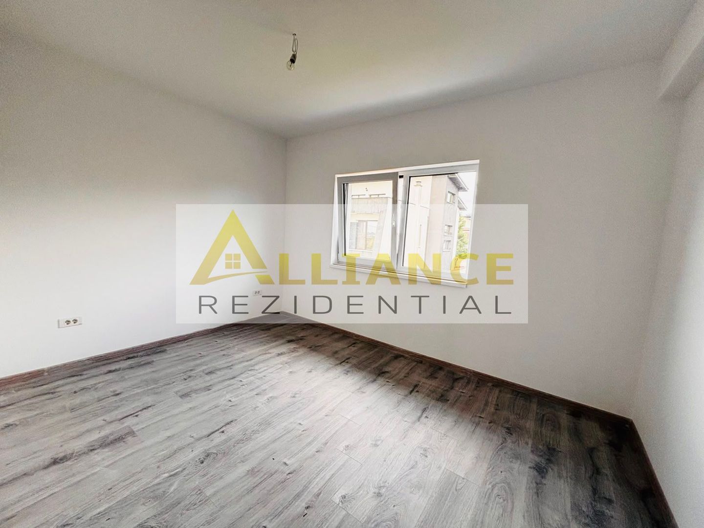 Casa de vanzare in comuna Berceni - Poză 5