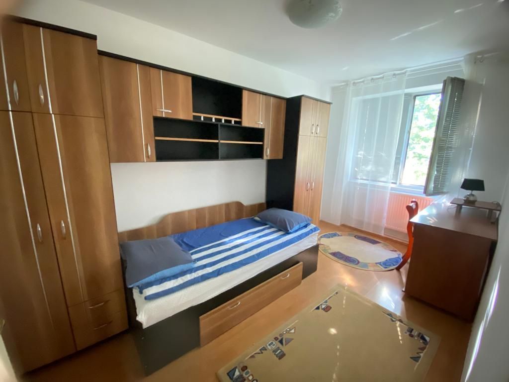 3 camere langa  Medicina -CENTRALA PROPRIE - Poză 4