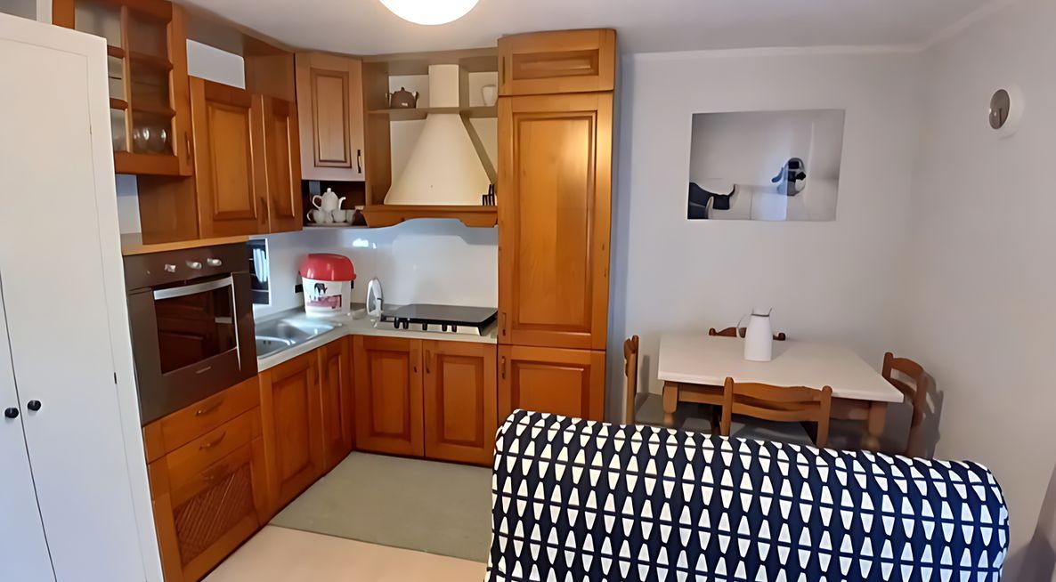Apartament 2 camere, Cetate, et.1, zona b-dul Transilvaniei - Poză 2