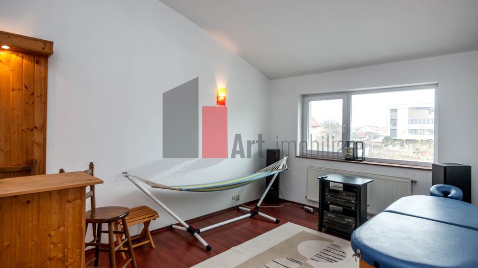 Vila luxoasa cu piscina si curte generoasa - Pipera - Poză 25