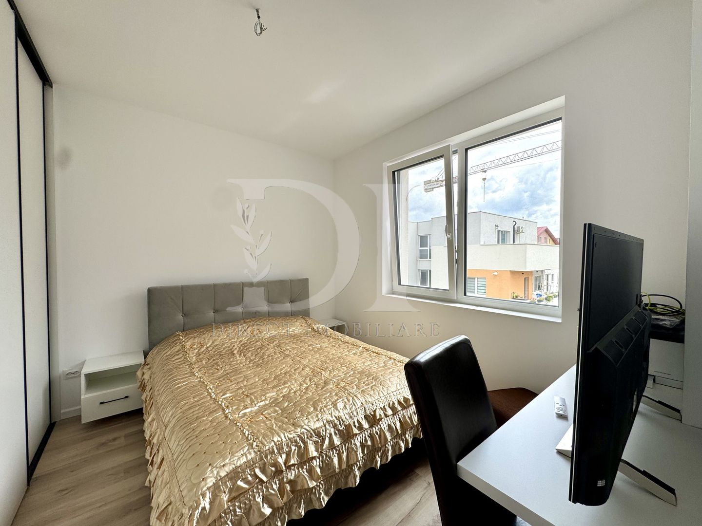 Apartament la cheie / etaj intermediar / Zona Eroilor - Poză 5