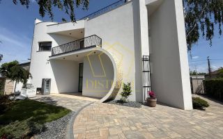 Casa individuală impresionant cu 4 camere si 5 bai | Mosnita Noua - Poză 5