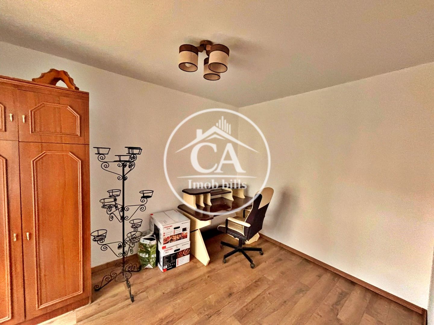 Apartament cu 3 camere de închiriat în zona Rogerius, Oradea - Poză 7