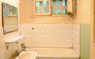 3 Camere în Astra Etaj 1 Vedere Liberă Necesită Renovare - Poză 9