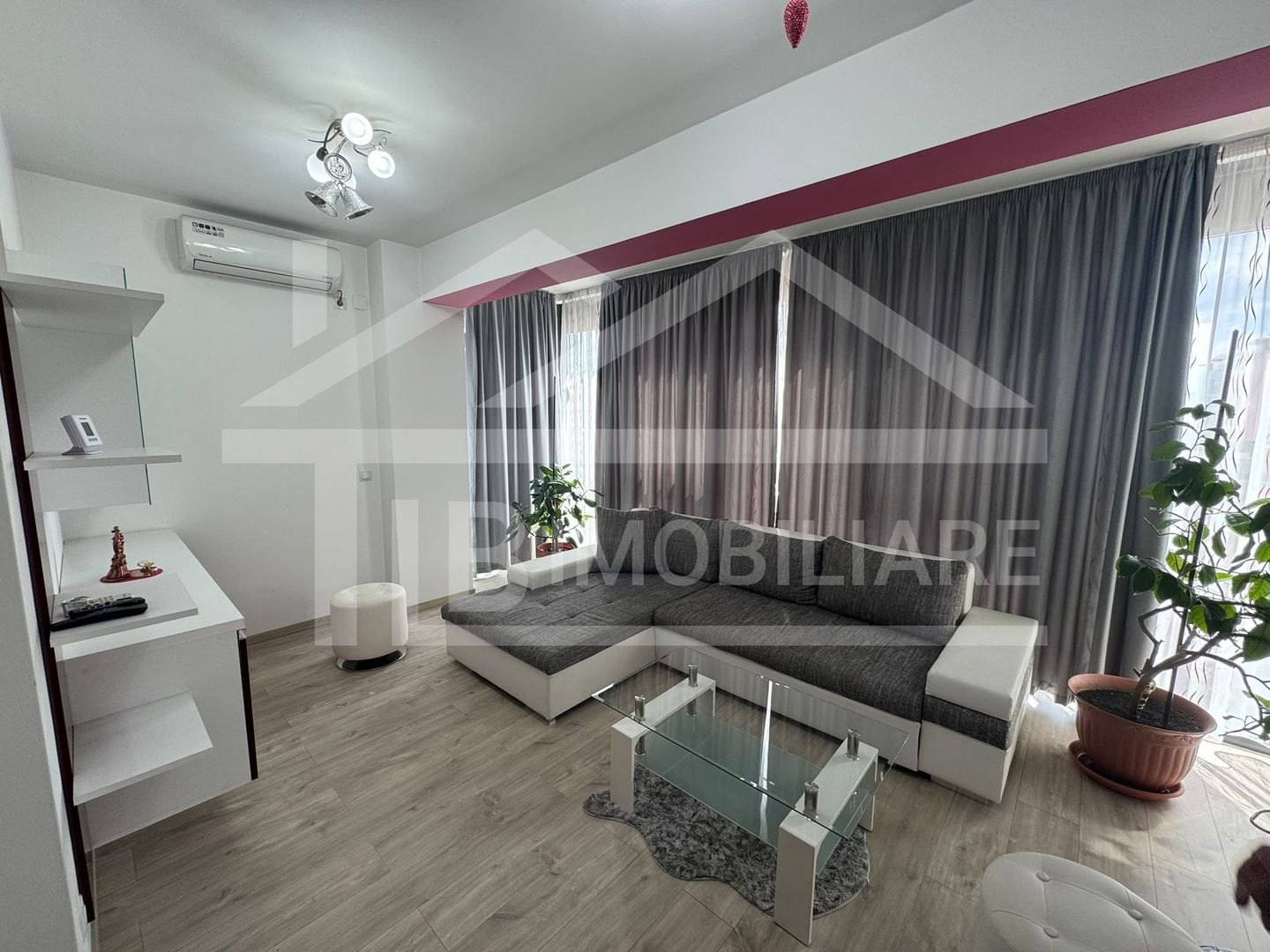 Apartament cu 2 camere, 52 mp, parcare, Zona Citadella - Poză 1