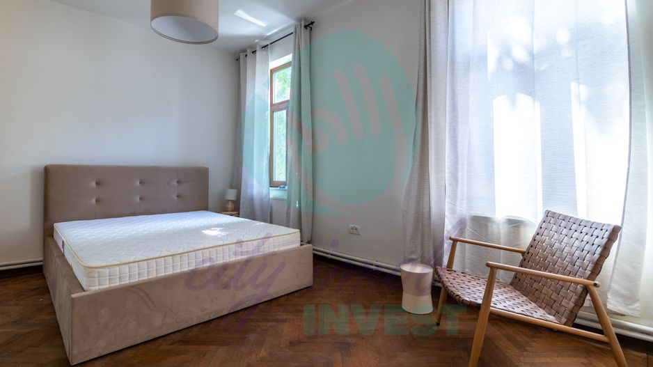 Vila interbelica AIRBNB "la cheie" - Poză 7