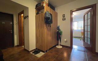 Apartament 3 camere complet renovat – Etaj 2/4 – Zona de jos - Poză 10