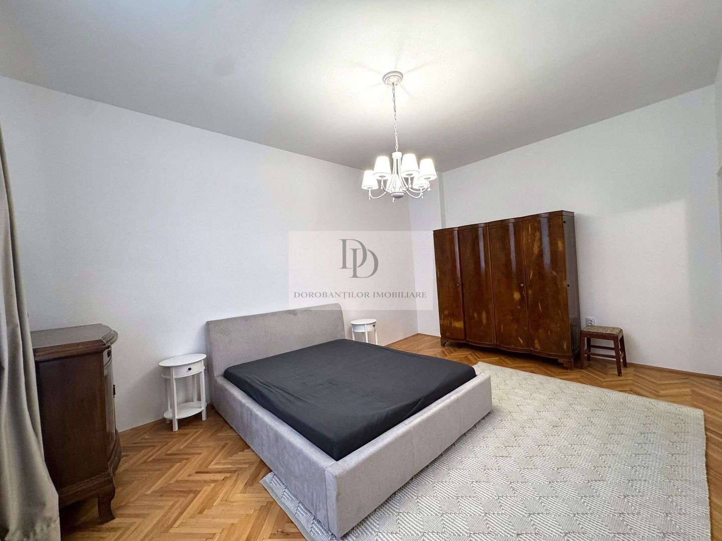Apartament cu 3 camere Ultracentral | Parcare inclusă | Zona Horea - Poză 8
