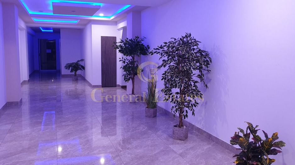 Apartament 2 camere tip penthouse cu terasă panoramică – zona Coresi - Poză 9