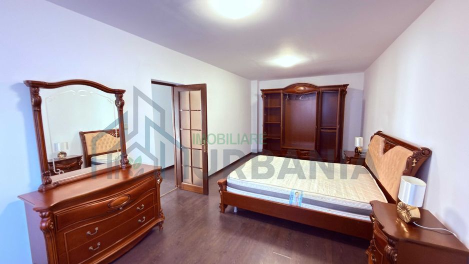 Apartament 3 camere de vanzare Bucium - Poză 1