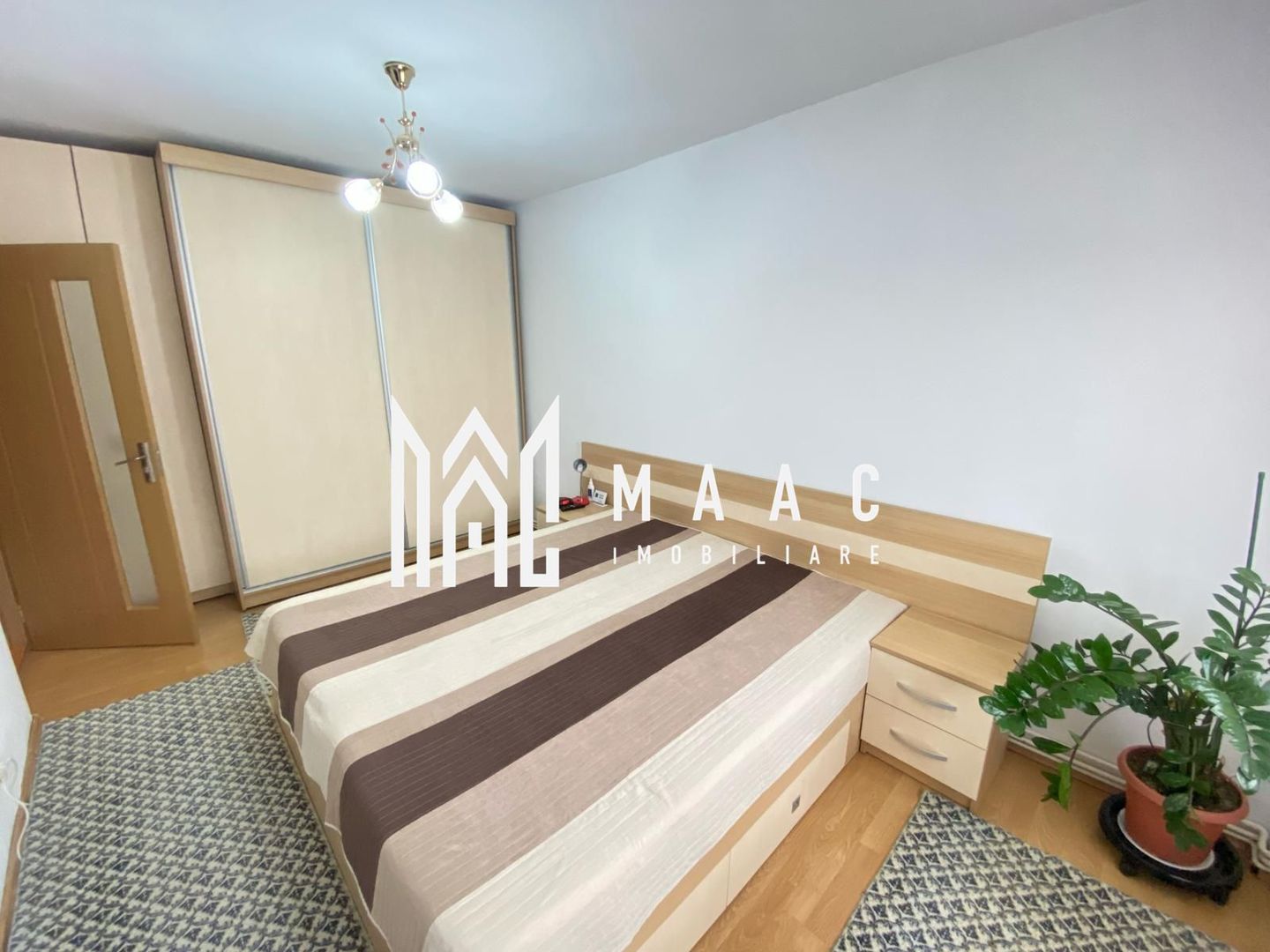 Apartament 4 Camere I Decomandat I Pivniță I Ștrand - Poză 2