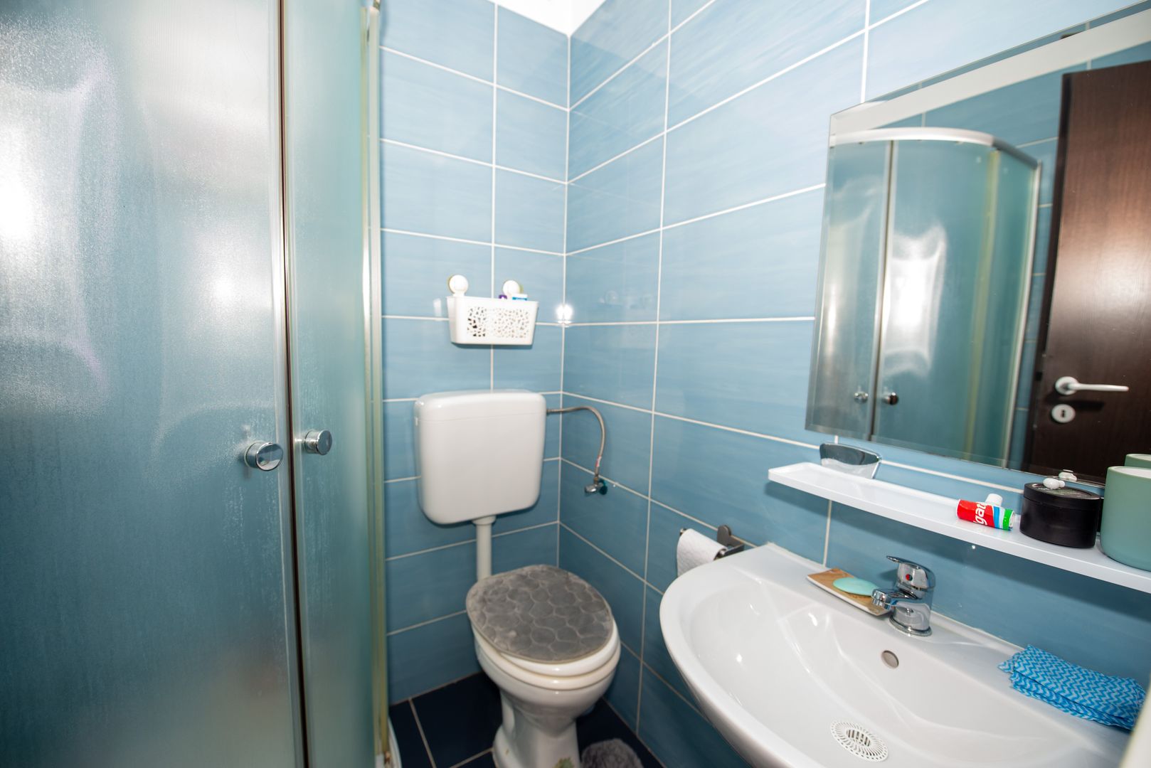 De vanzare apartament 3 camere mobilat si utilat bloc 2017 - Poză 7