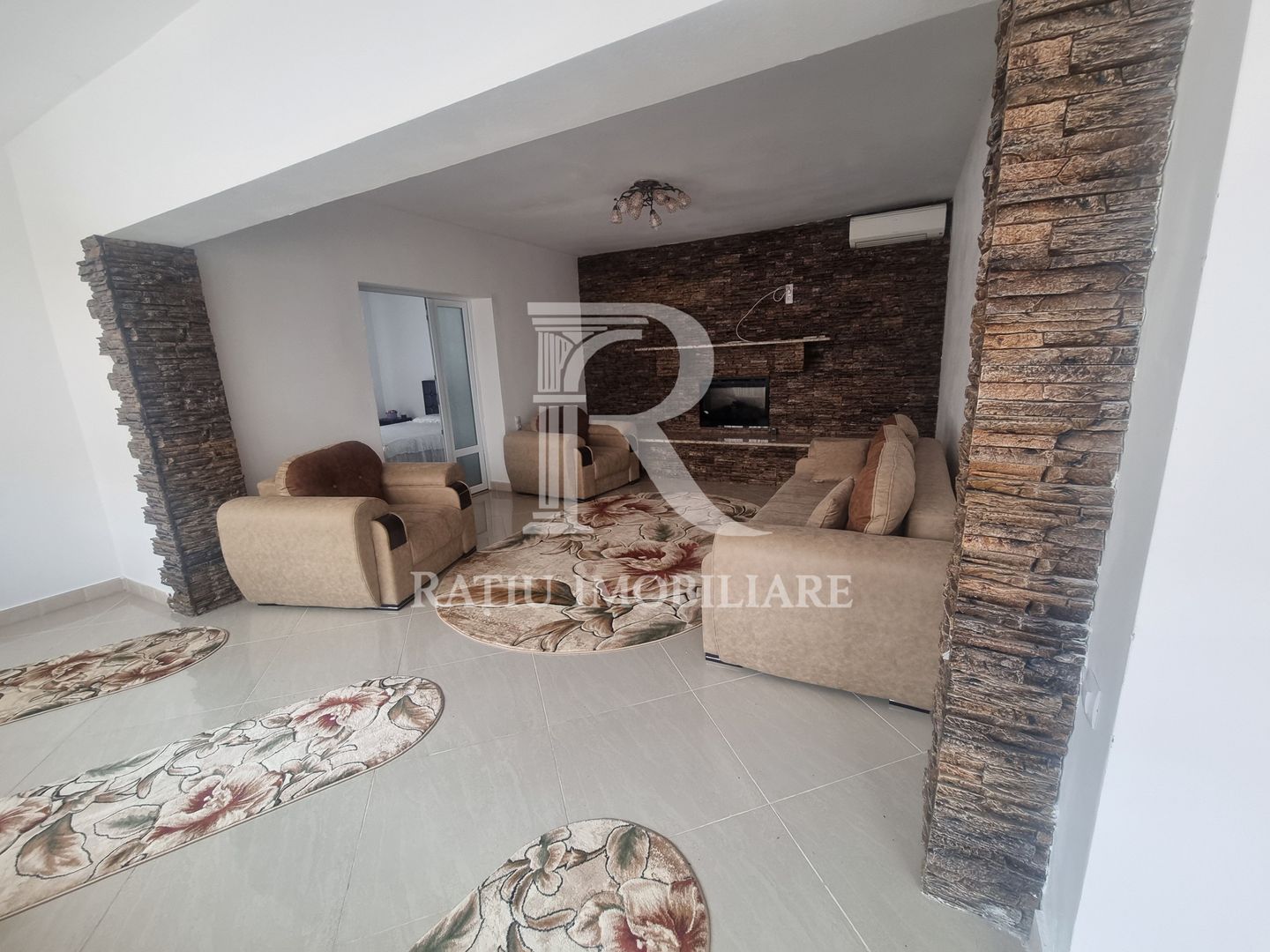 Casă  3 corpuri de vânzare | Teren 1060 mp | Cristur | Hunedoara - Poză 5