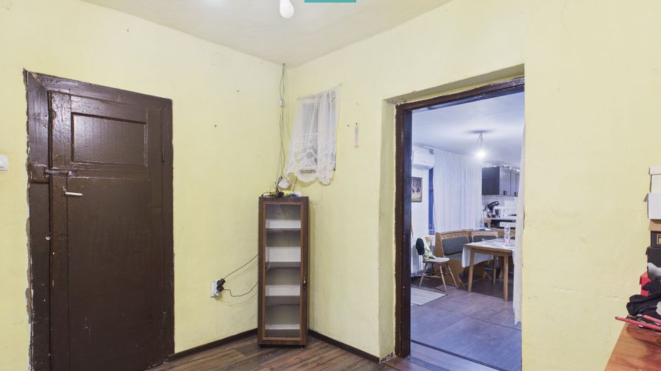 Casă din 2 corpuri cu 5 camere în  Lőkösháza - Poză 18