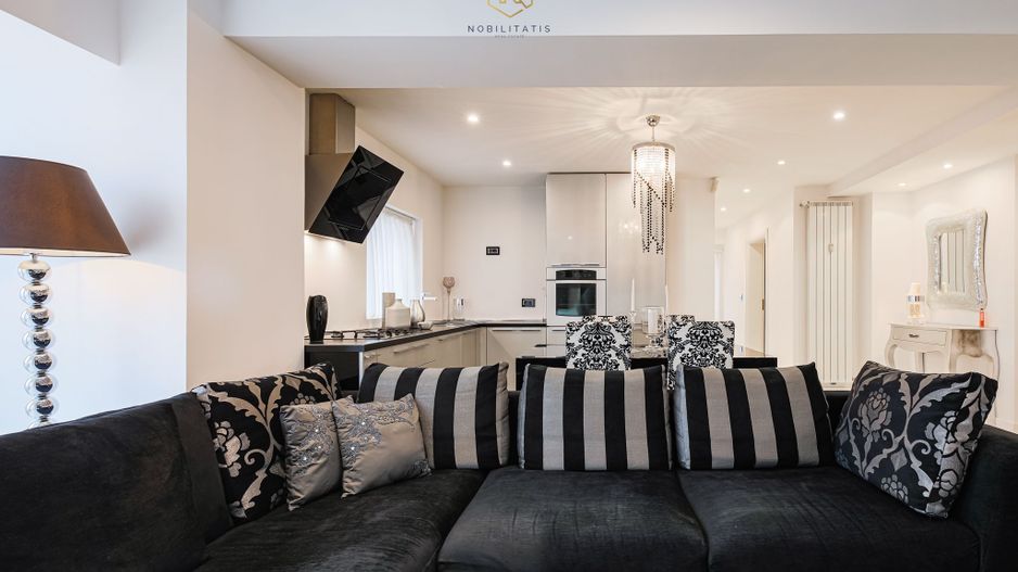 VANDUT - Apartament 3 camere | Segmentul Lux | Vedere Panoramica - Poză 7